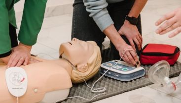 CPR, AED, BLS Course Doncaster